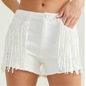 ALTR’D STATE WHITE DENIM SHORTS WITH FRINGE